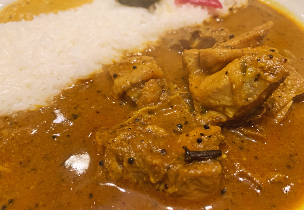 カレー オリエンタルバル 桃の実 むにぐるめ 唯一無二の絶品グルメ